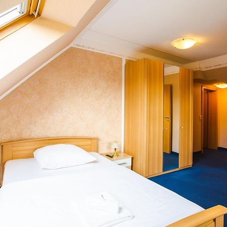Hotel Altstadt Wassenberg Ngoại thất bức ảnh