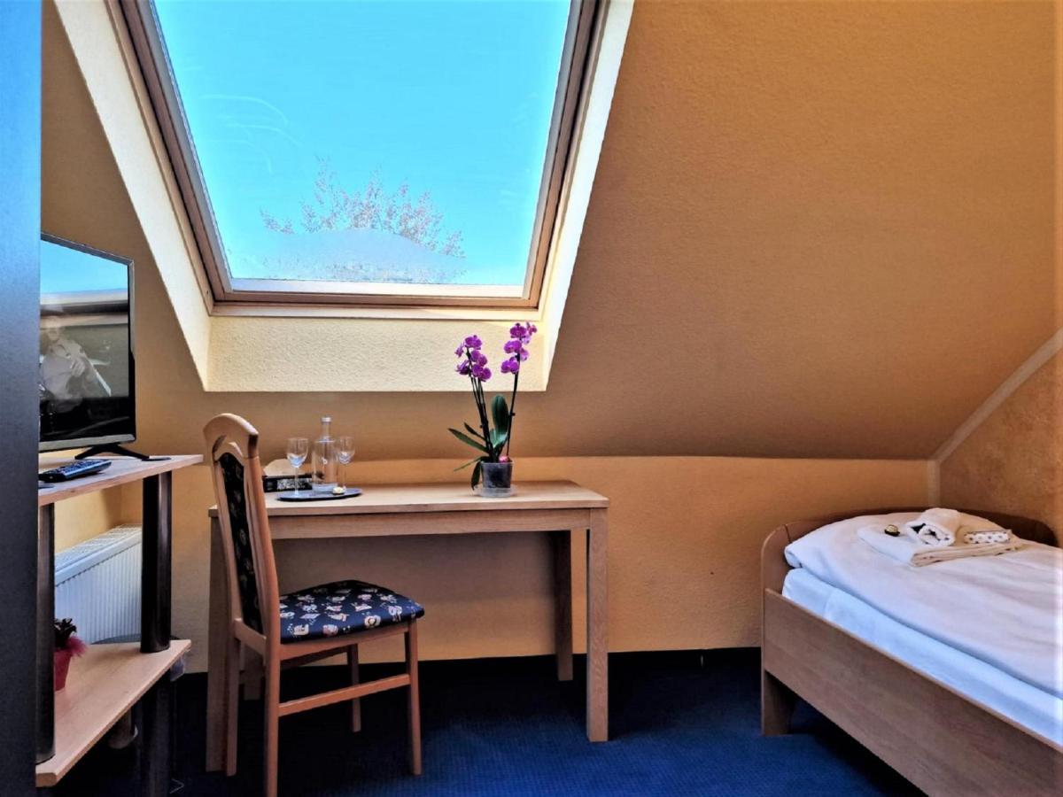 Hotel Altstadt Wassenberg Ngoại thất bức ảnh